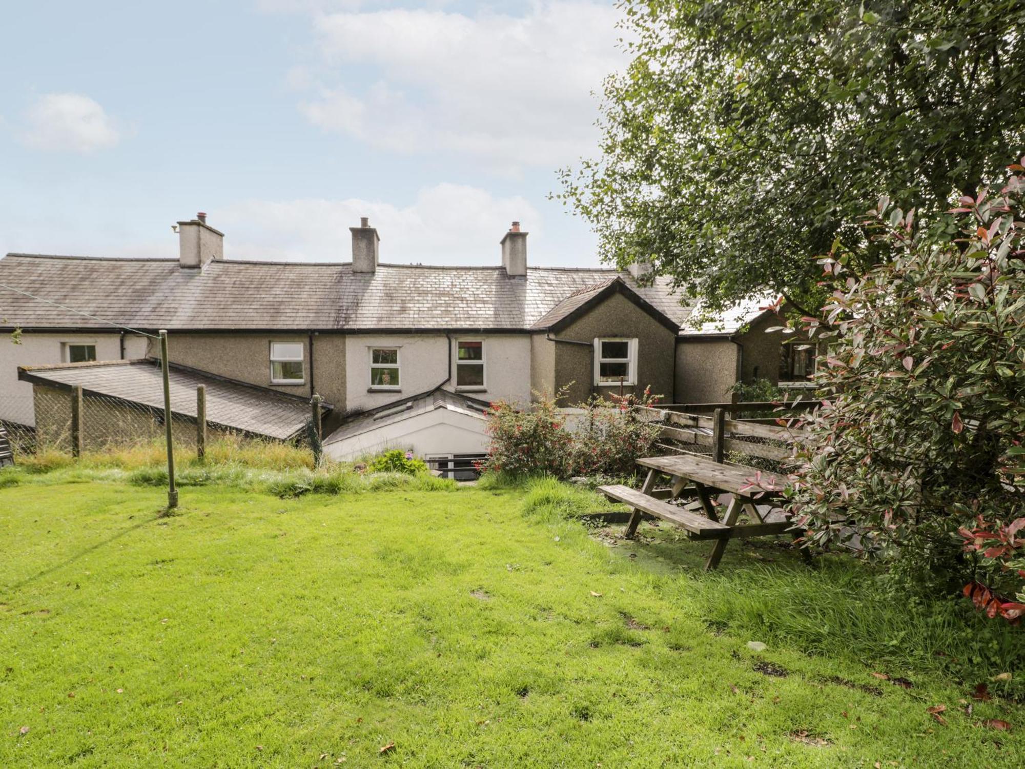 Holiday home Ty Gwynn *